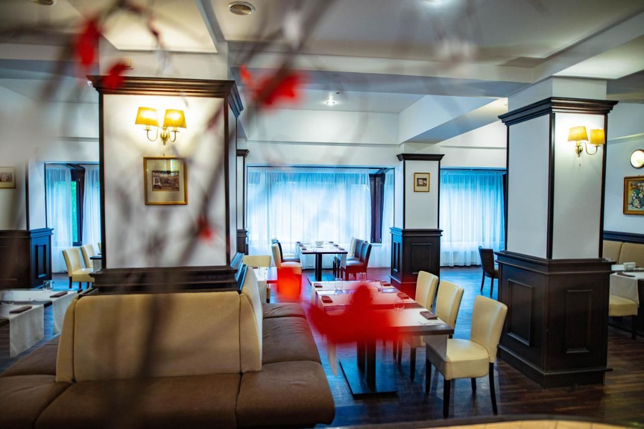 Отель Hotel Pestera Cota 1610 Синая-23