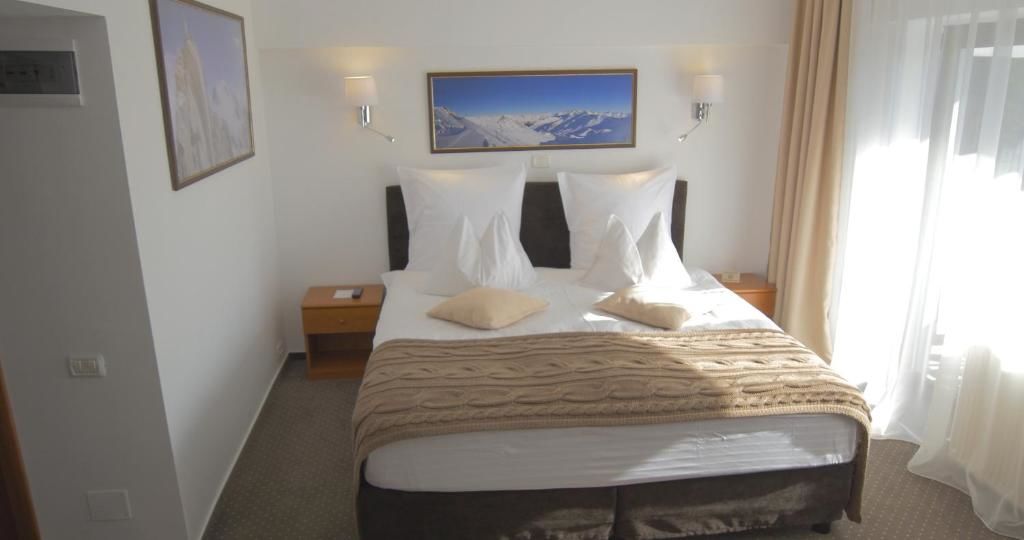Отель Hotel Pestera Cota 1610 Синая