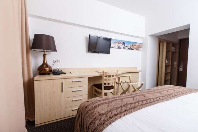 Отель Hotel Pestera Cota 1610 Синая-56